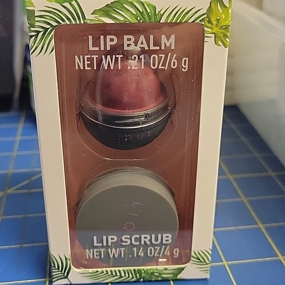 Lique Lip Balm 6g & Scrub 4g Kit NIP - Ambitious